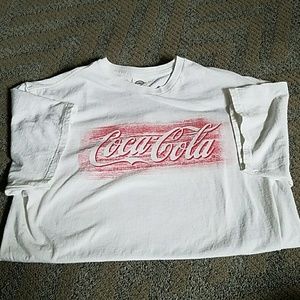 Coca cola t-shirt size large men or women
